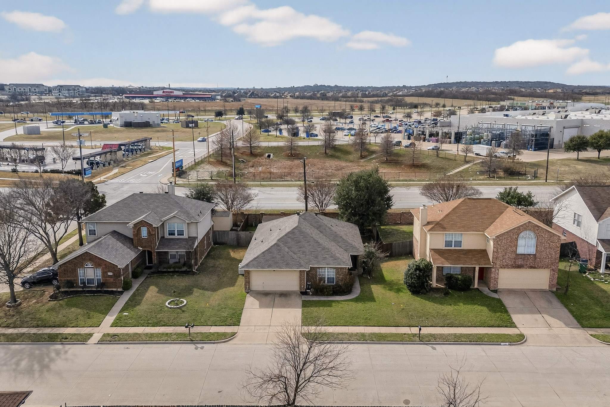 1220, Crowley, TX 76036