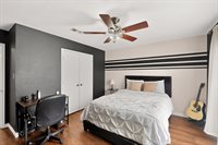 1220, Crowley, TX 76036