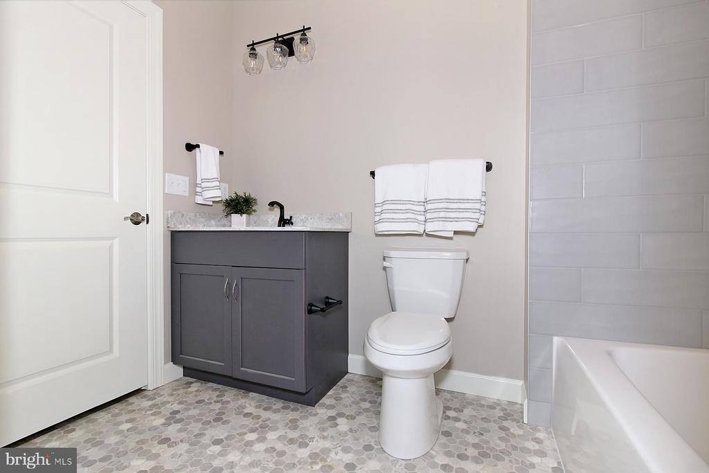 108 Allwein Drive, Lebanon, PA 17042