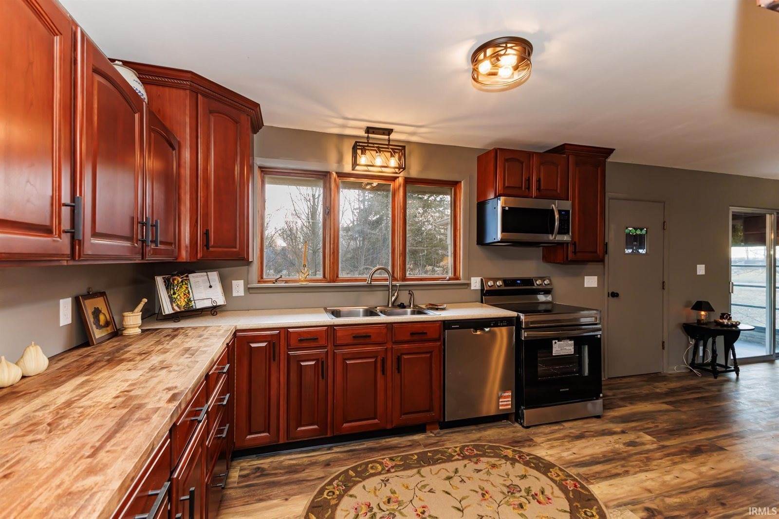 1501 W Red Maple Road, Muncie, IN 47303