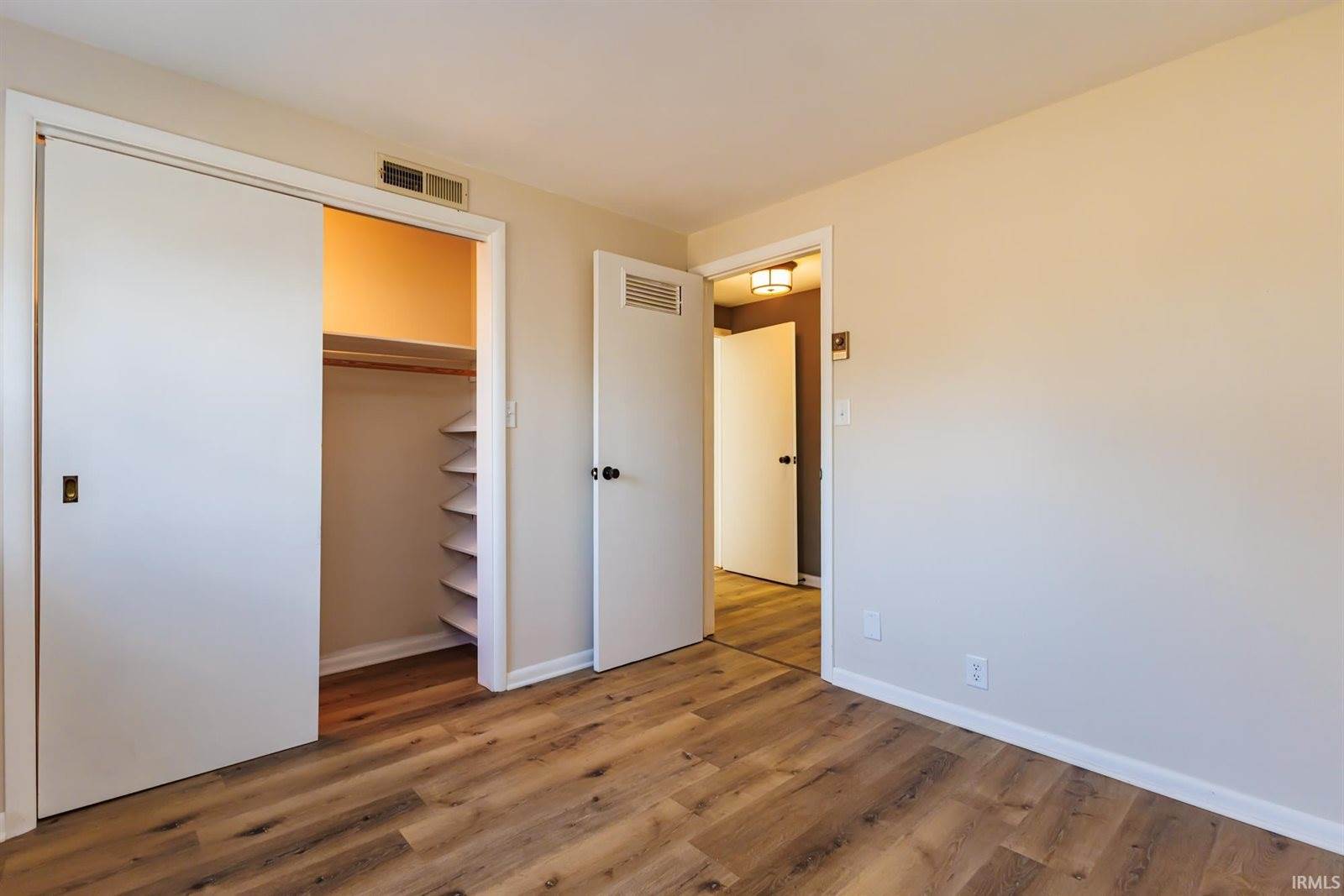 1501 W Red Maple Road, Muncie, IN 47303