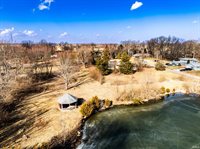 1501 W Red Maple Road, Muncie, IN 47303