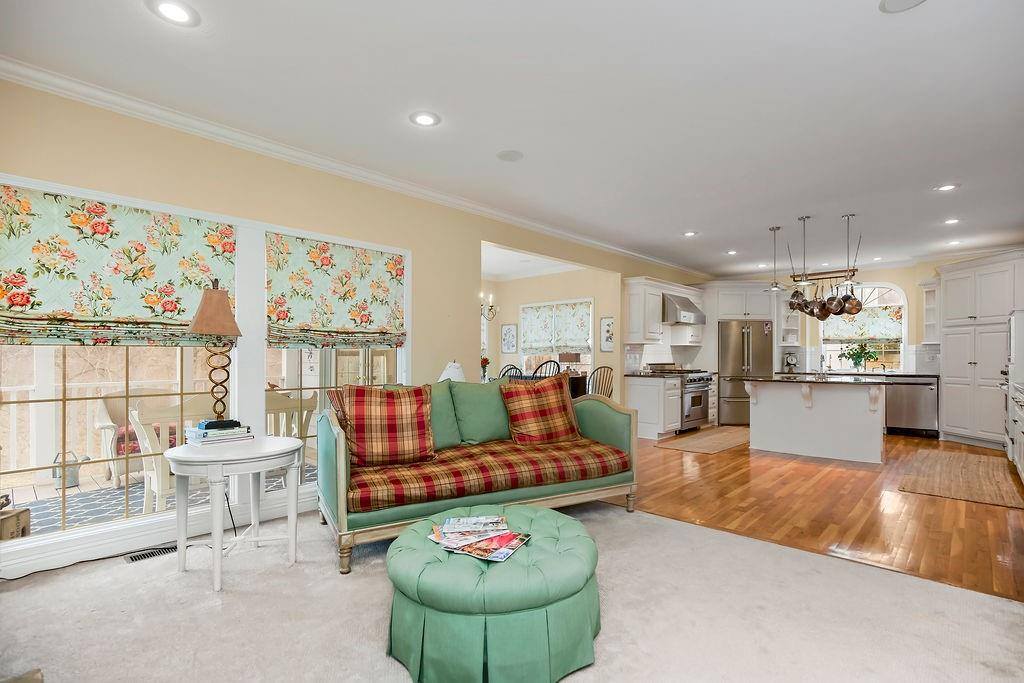 26266 West 110th Terrace, Olathe, KS 66061