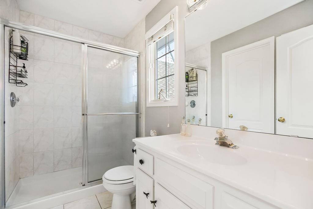 26266 West 110th Terrace, Olathe, KS 66061