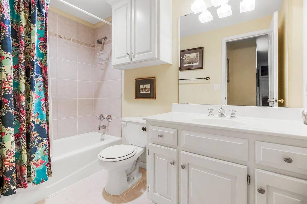 26266 West 110th Terrace, Olathe, KS 66061