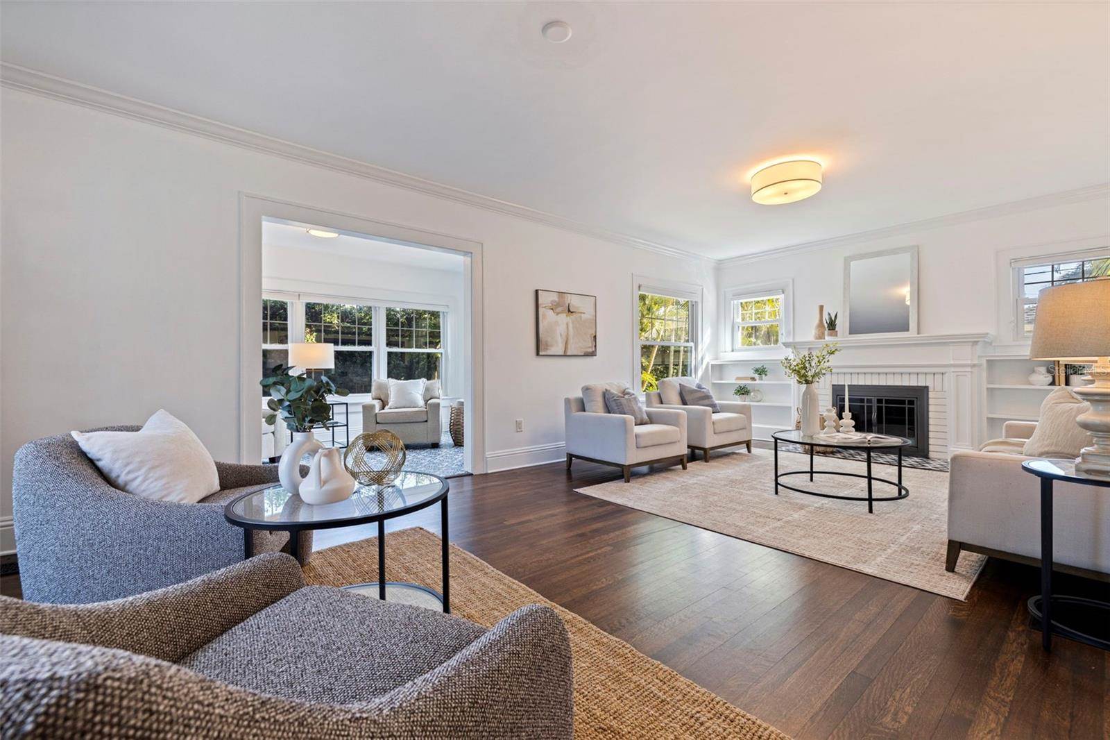 646 17th Ave Ne, Saint Petersburg, FL 33704