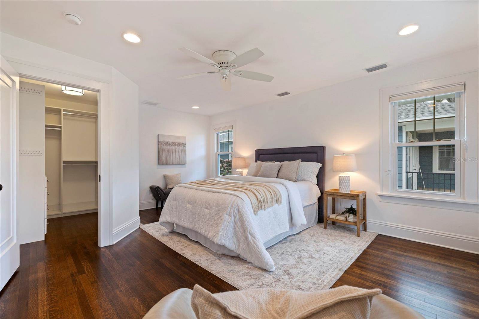 646 17th Ave Ne, Saint Petersburg, FL 33704