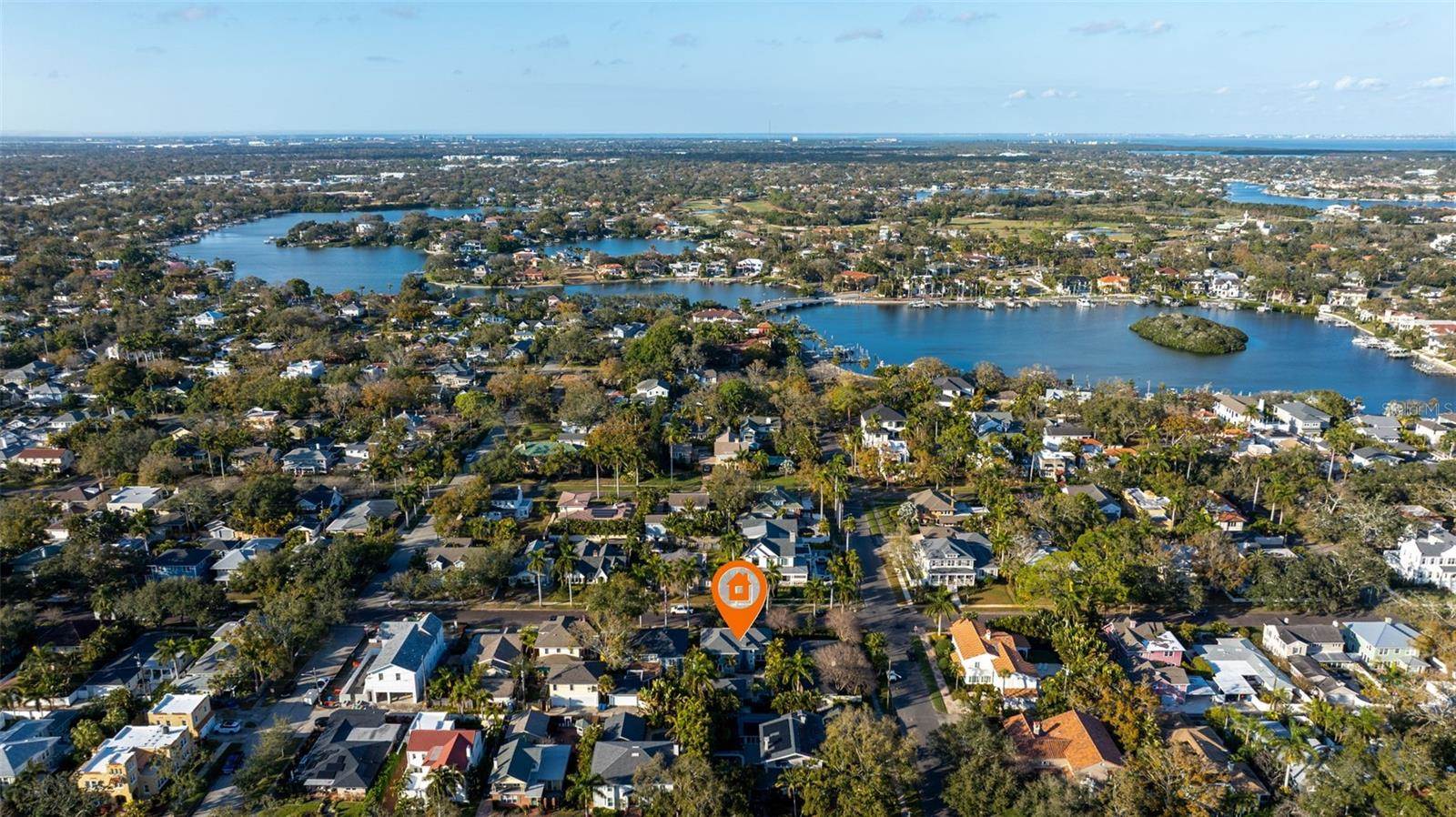 646 17th Ave Ne, Saint Petersburg, FL 33704