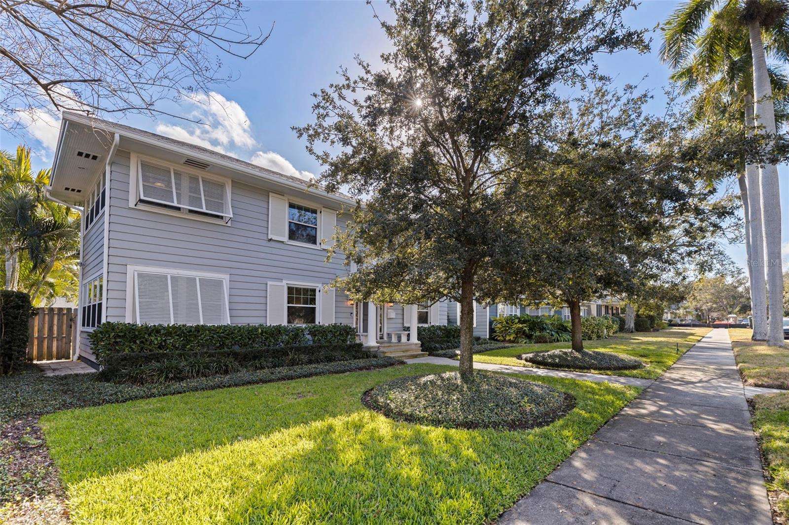 646 17th Ave Ne, Saint Petersburg, FL 33704