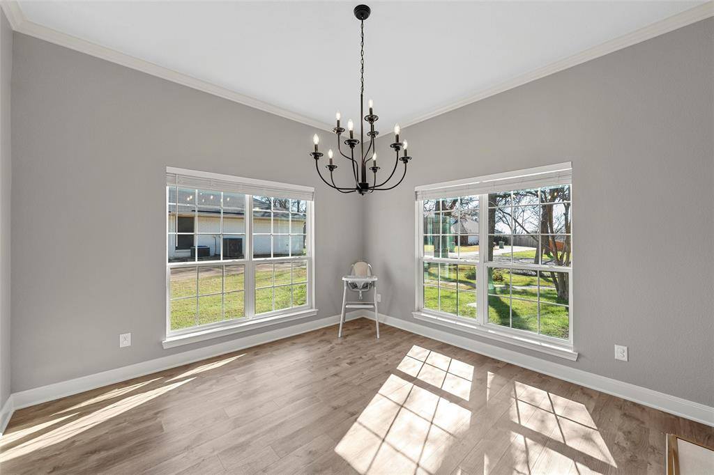 117 Lost Oaks Drive, Waco, TX 76705