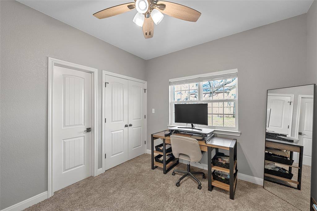 117 Lost Oaks Drive, Waco, TX 76705