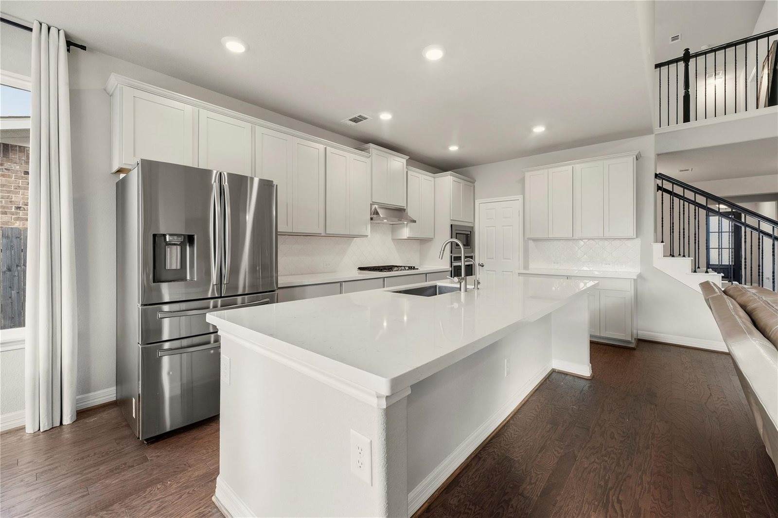 150 Sunray Creek Drive, Katy, TX 77493