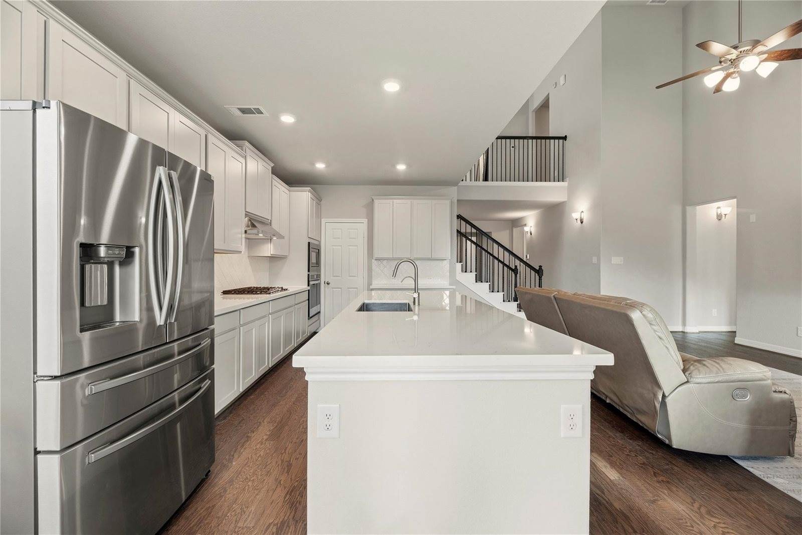 150 Sunray Creek Drive, Katy, TX 77493