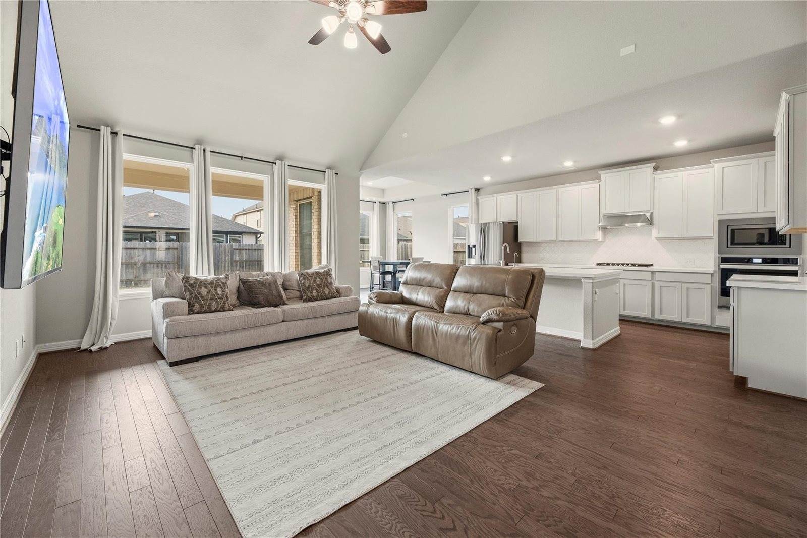 150 Sunray Creek Drive, Katy, TX 77493