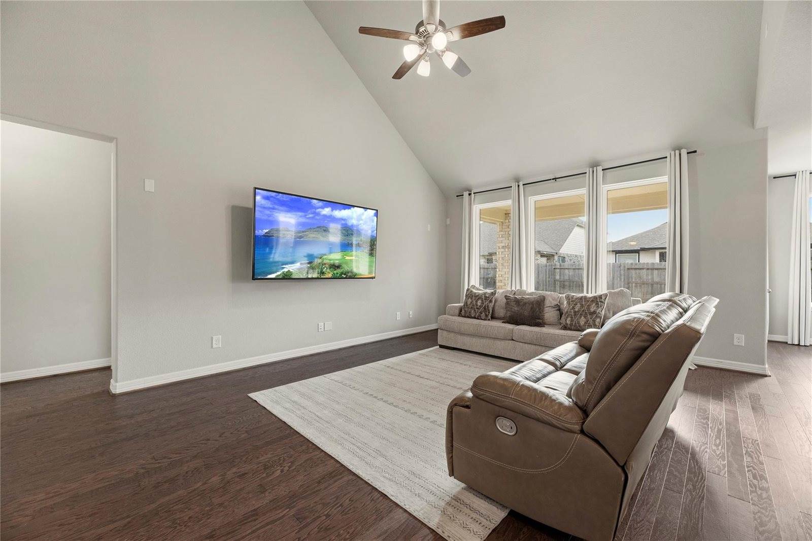 150 Sunray Creek Drive, Katy, TX 77493