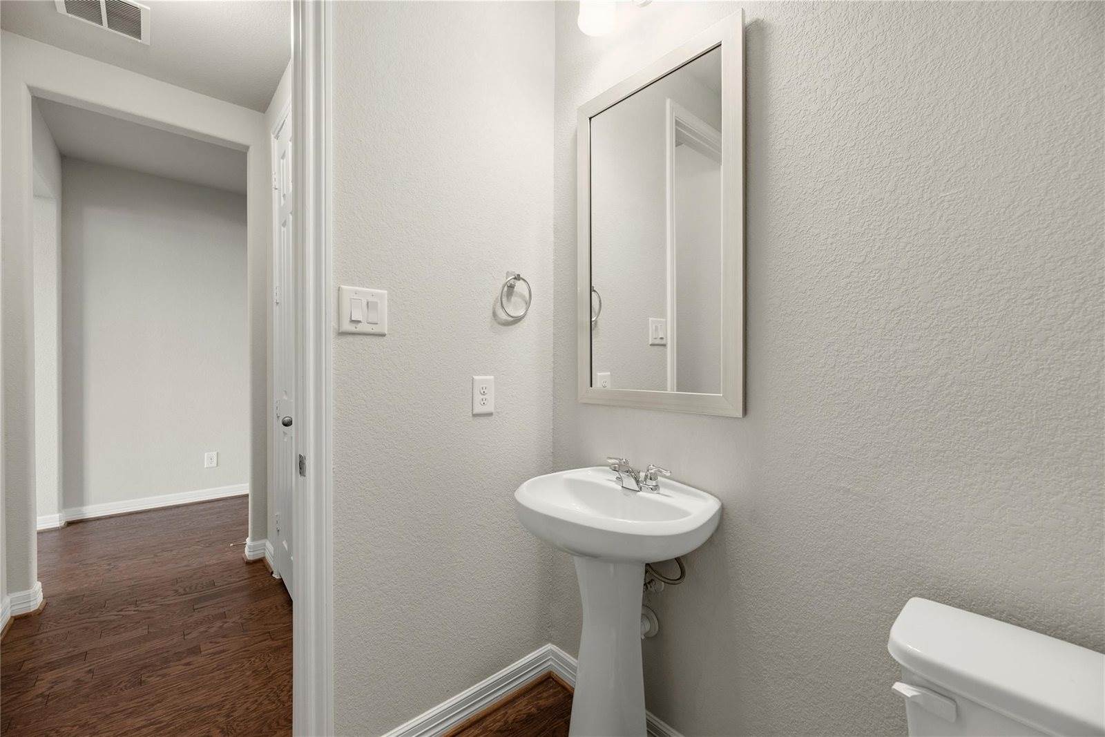 150 Sunray Creek Drive, Katy, TX 77493