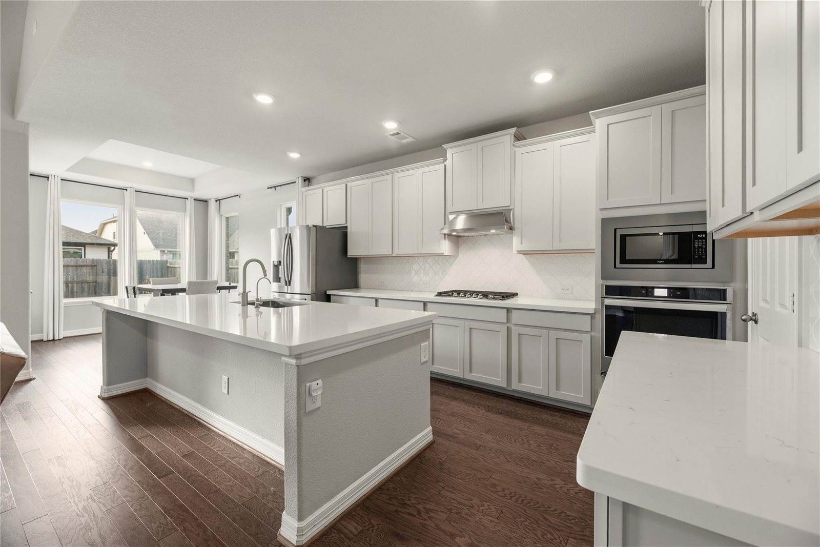 150 Sunray Creek Drive, Katy, TX 77493