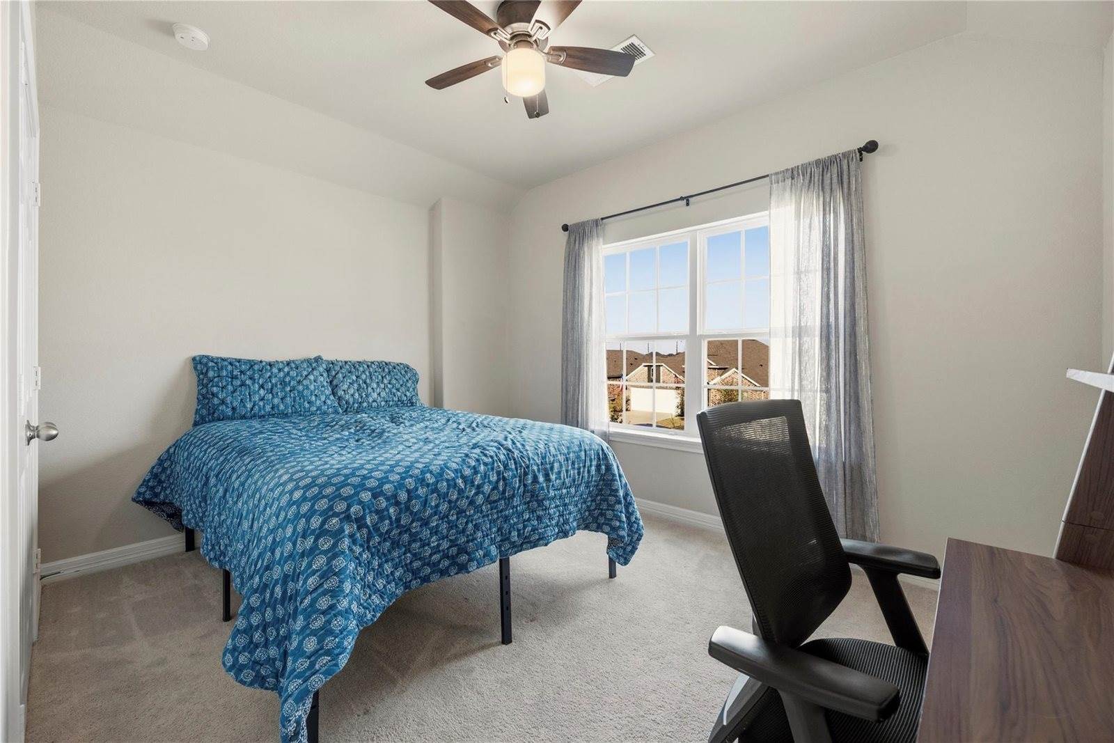 150 Sunray Creek Drive, Katy, TX 77493