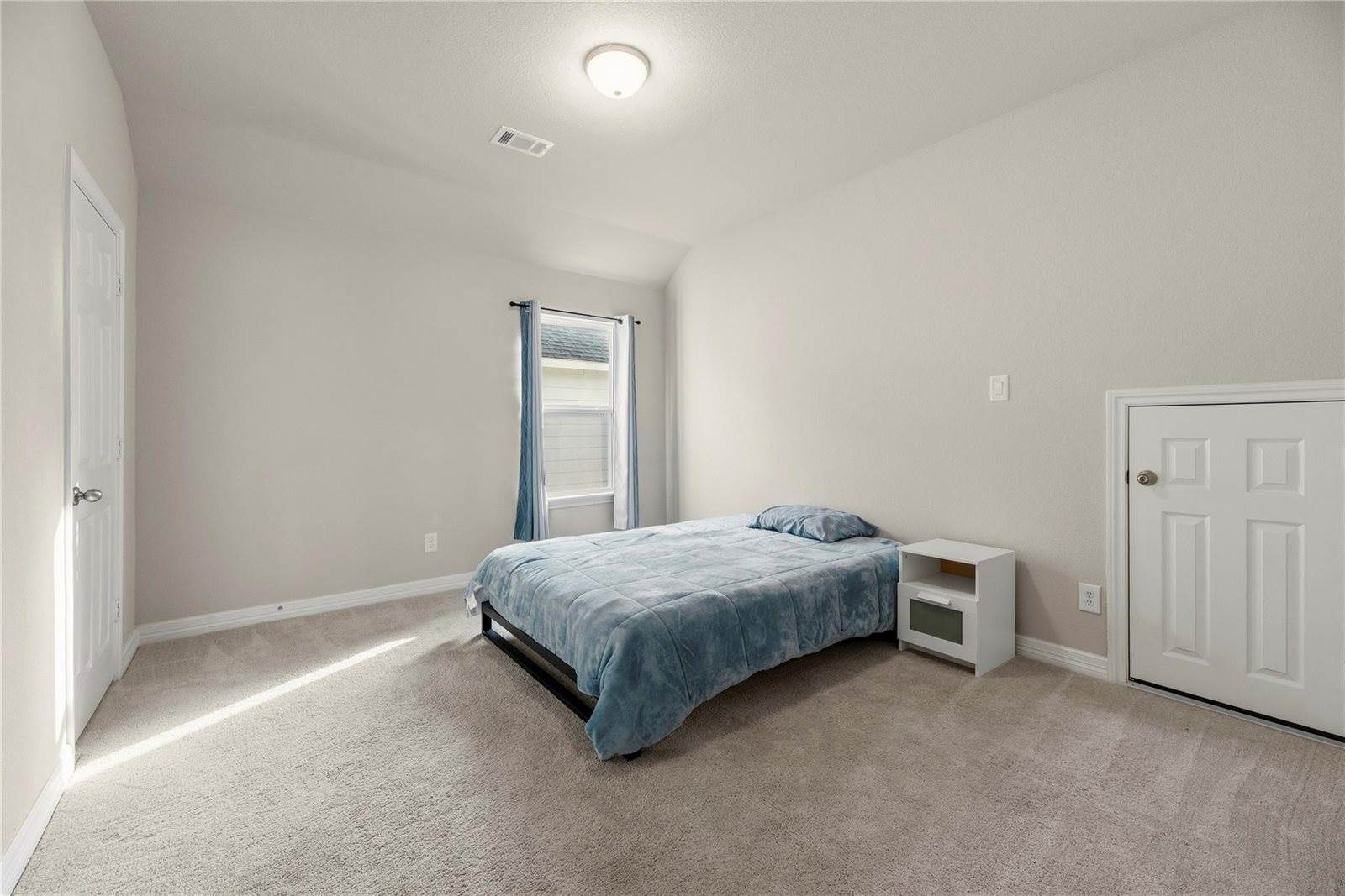 150 Sunray Creek Drive, Katy, TX 77493