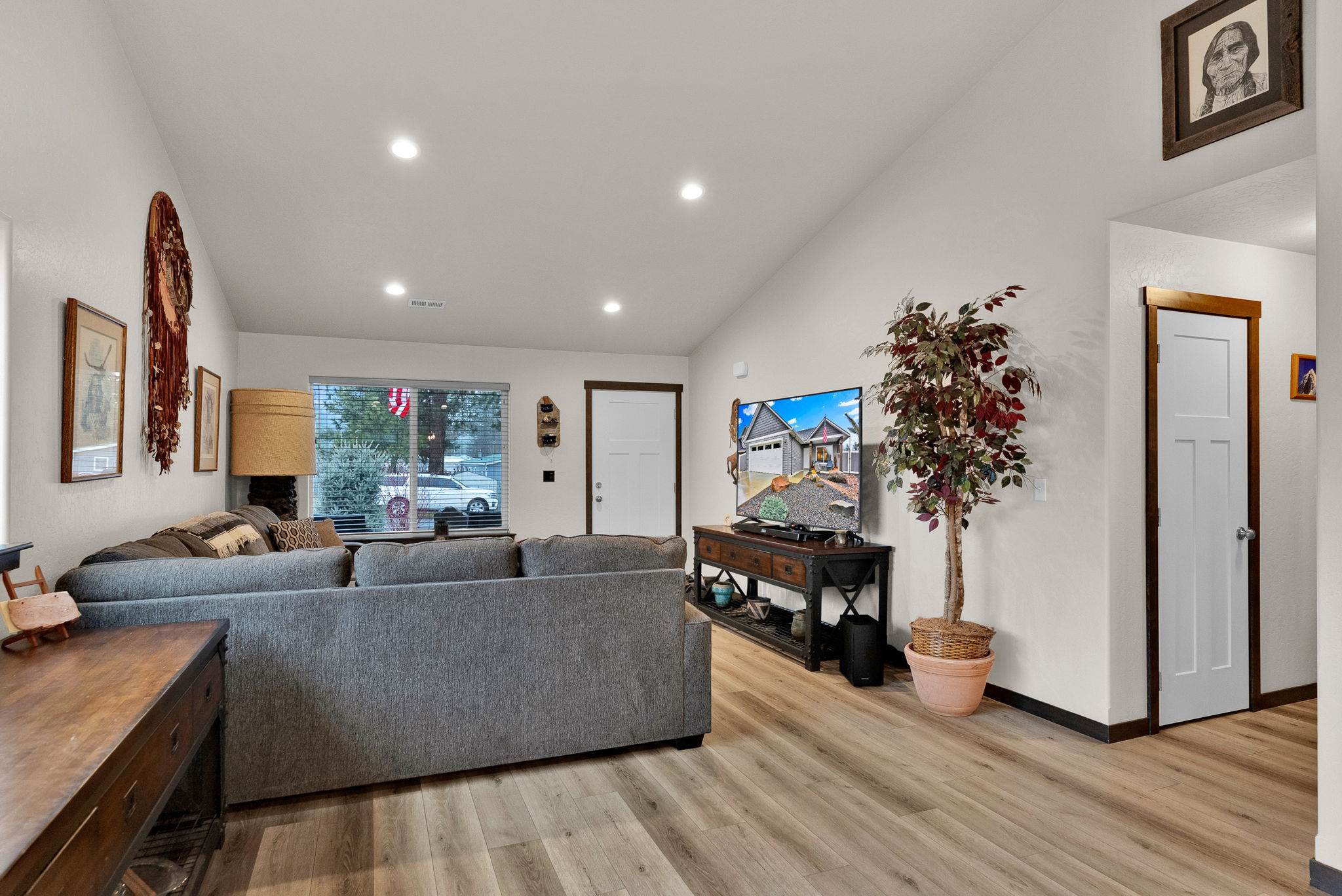 31814 N 8th Ave, Spirit Lake, ID 83869