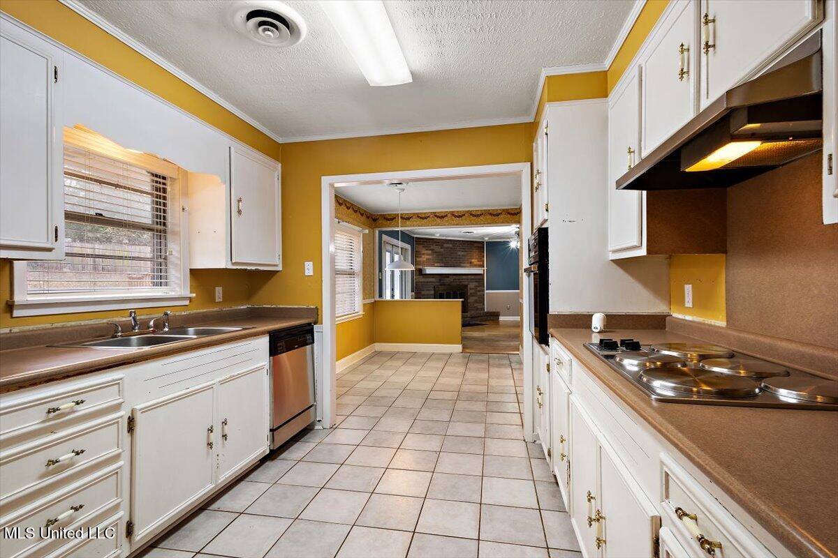 43 Stonegate Drive, Brandon, MS 39042