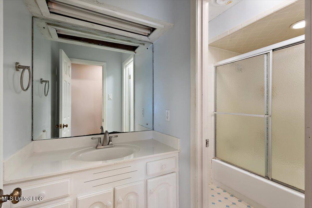 43 Stonegate Drive, Brandon, MS 39042