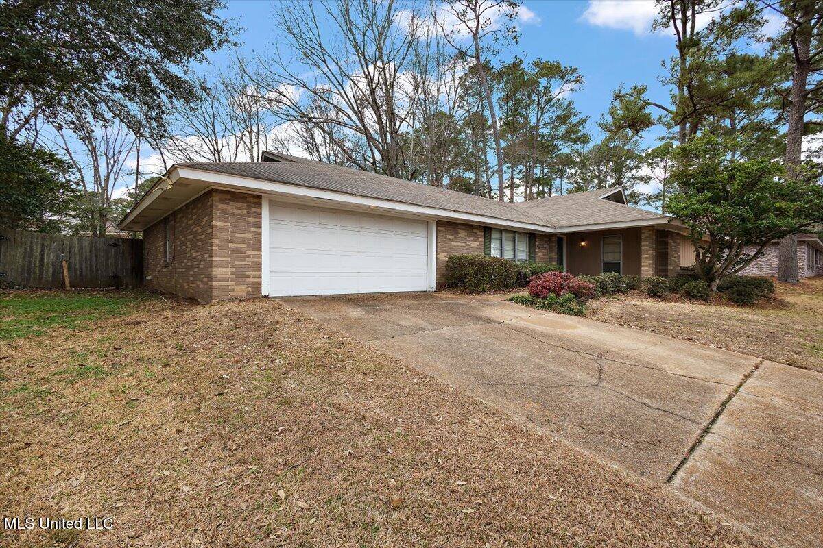 43 Stonegate Drive, Brandon, MS 39042
