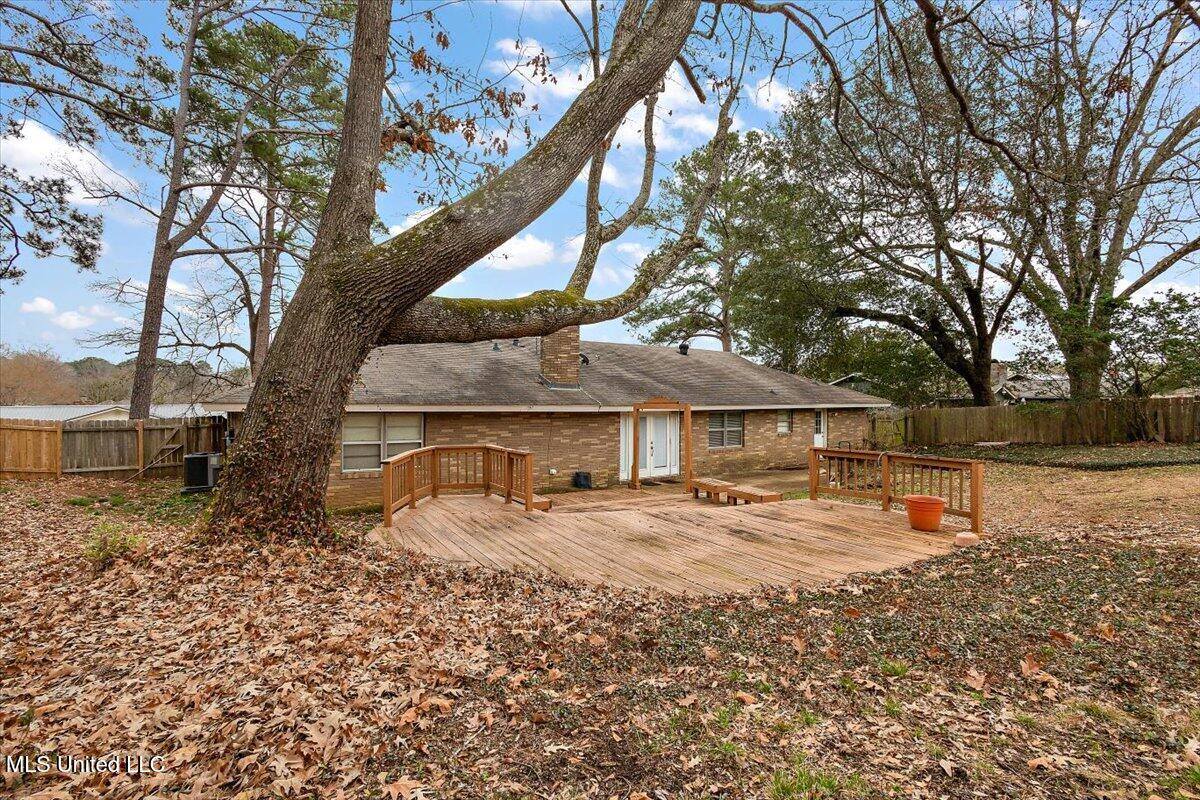 43 Stonegate Drive, Brandon, MS 39042