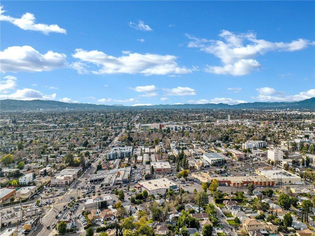 6033 Fulcher, North Hollywood, CA 91606