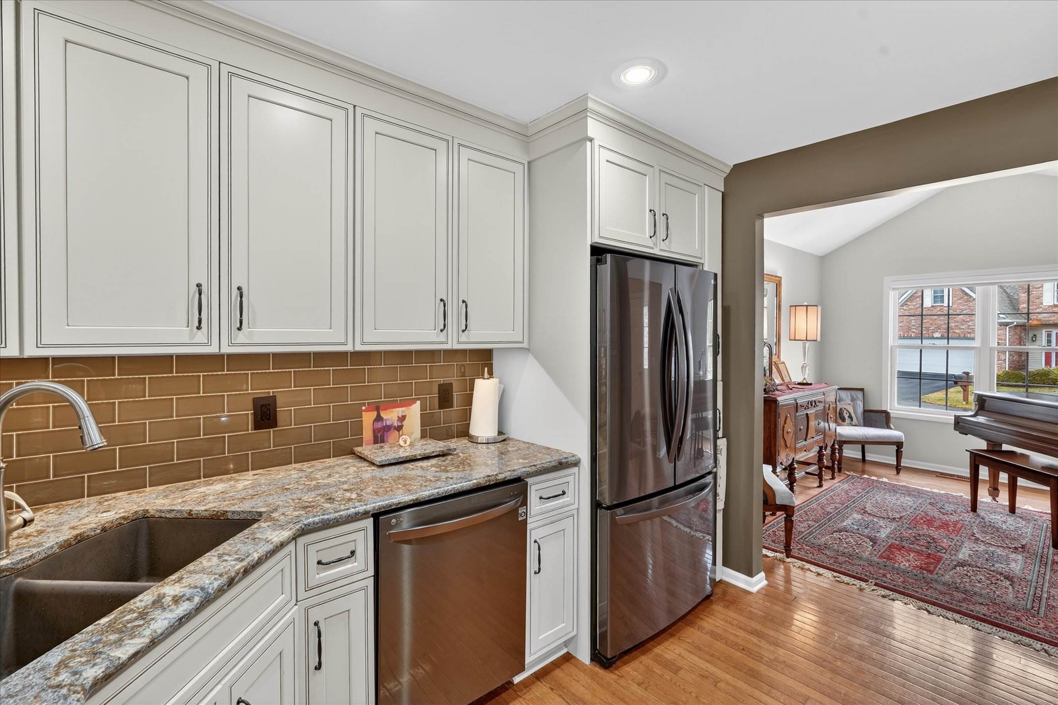 6152 Natures Cove, Grand Blanc, MI 48439
