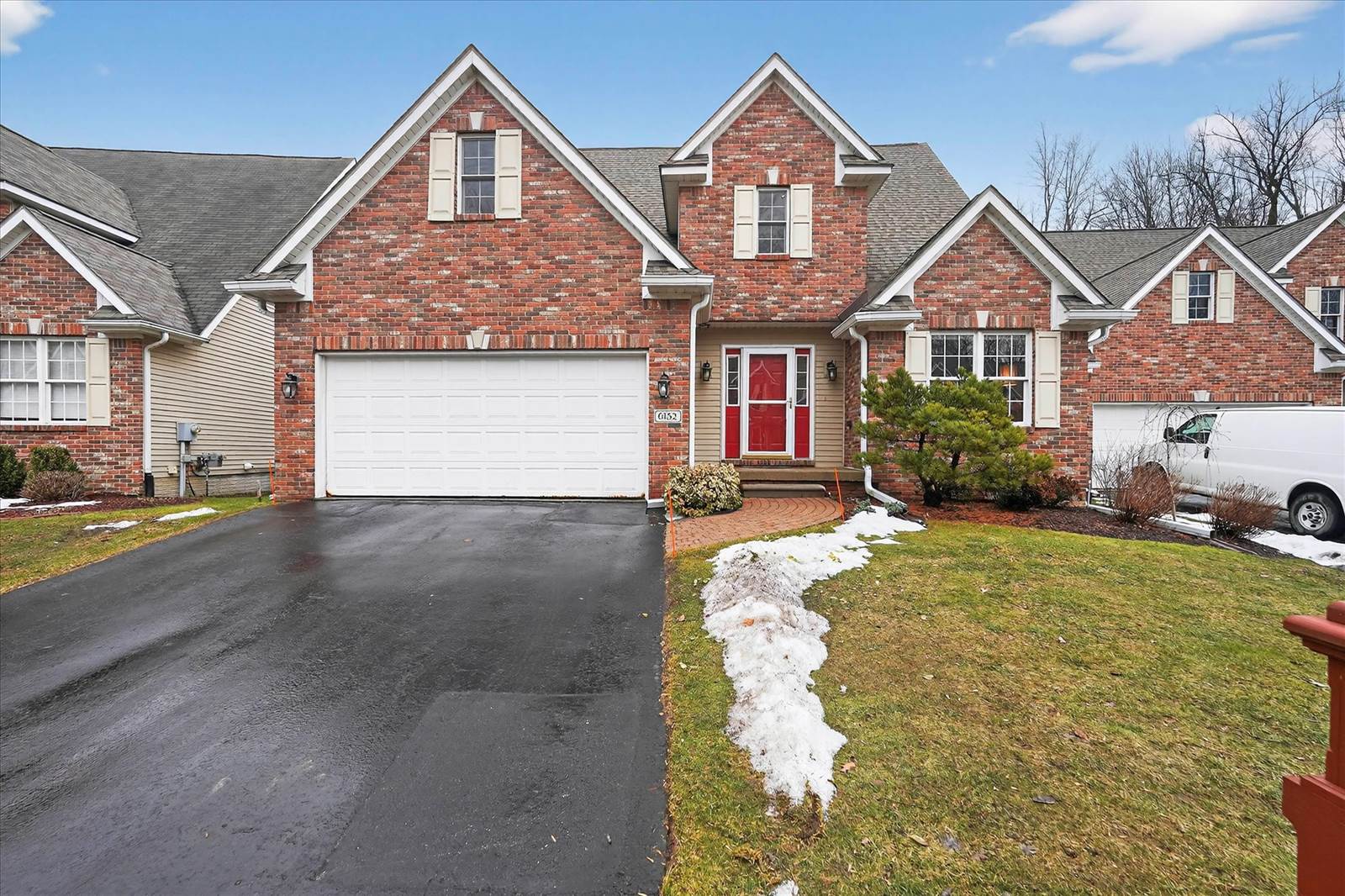 6152 Natures Cove, Grand Blanc, MI 48439