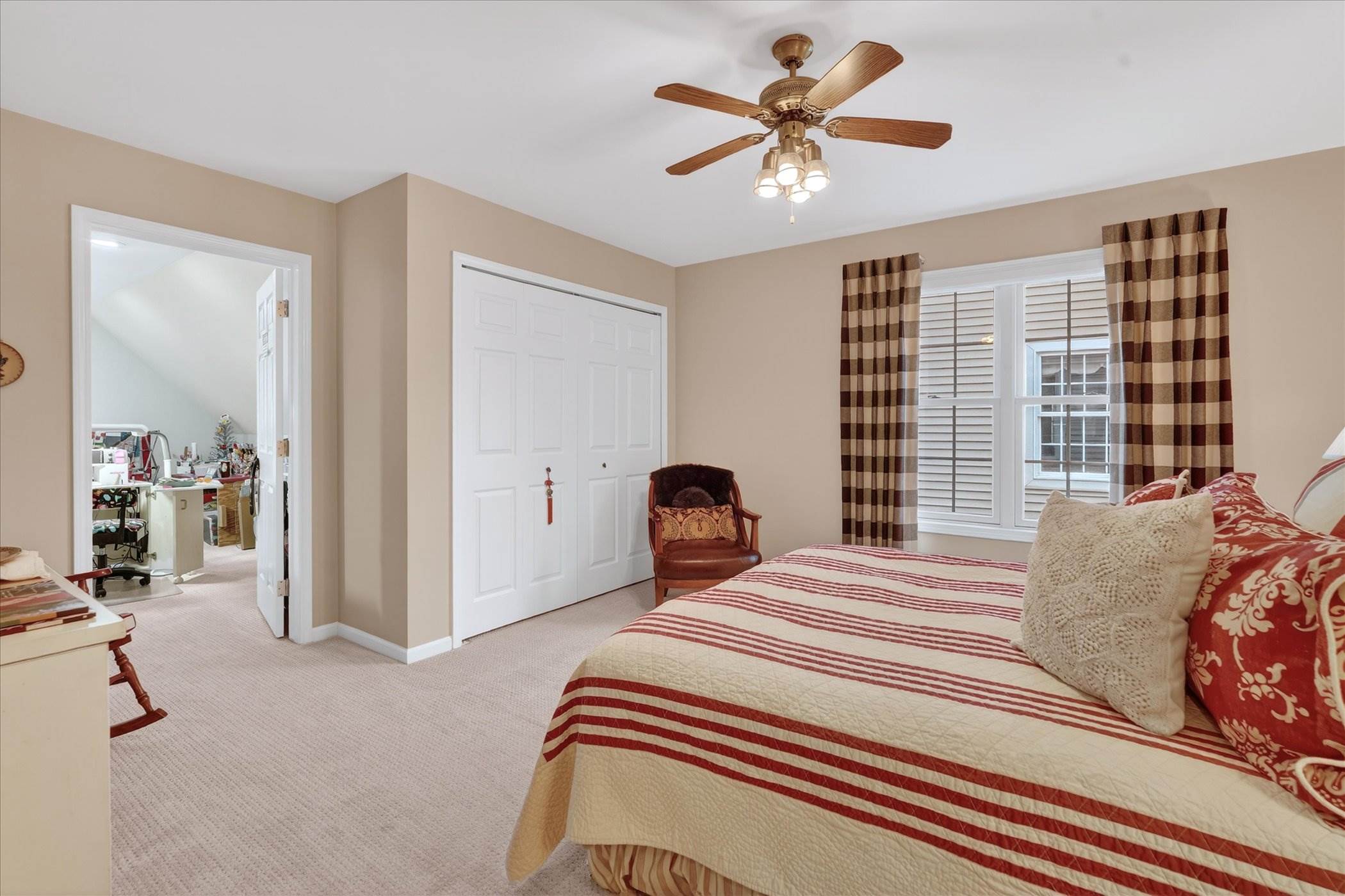 6152 Natures Cove, Grand Blanc, MI 48439