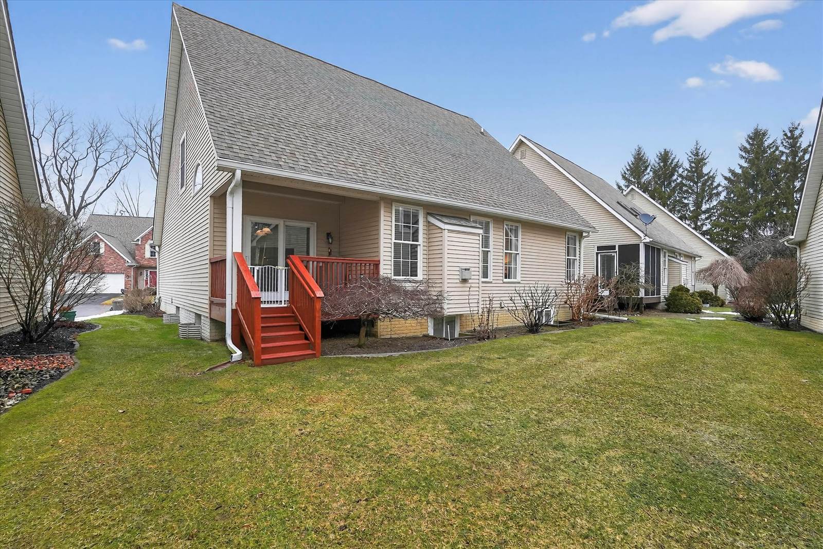 6152 Natures Cove, Grand Blanc, MI 48439