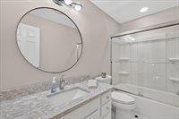 6152 Natures Cove, Grand Blanc, MI 48439