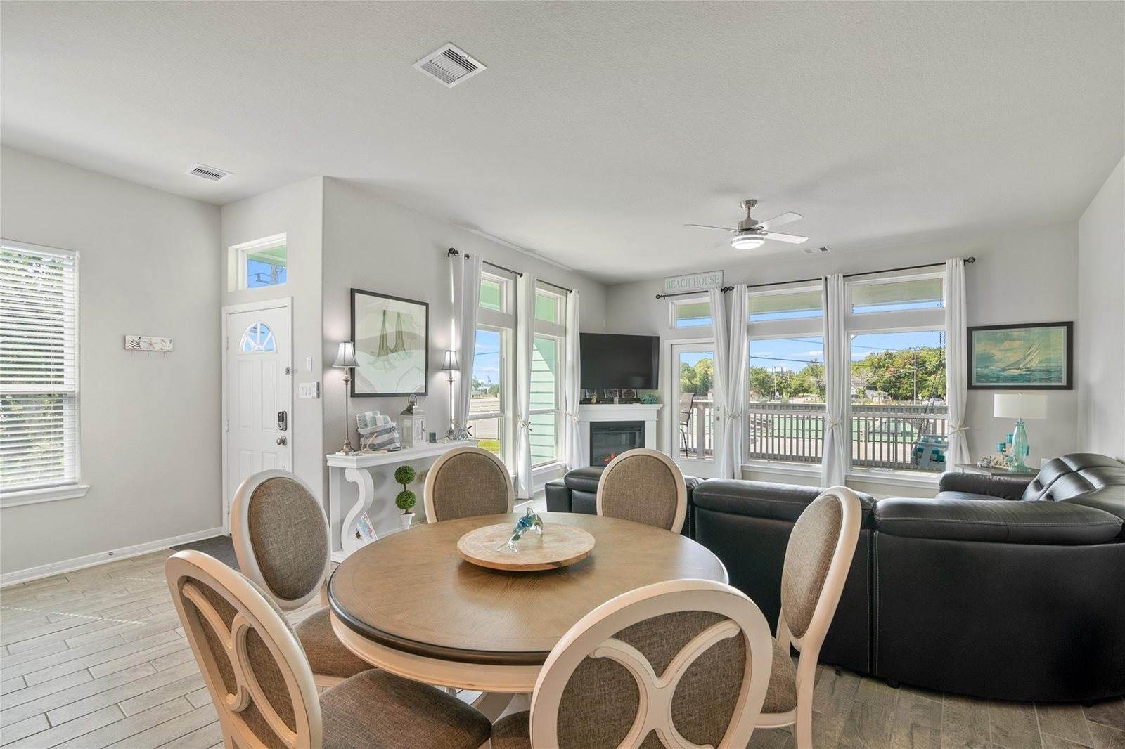 1113 San Jacinto Street, La Porte, TX 77571