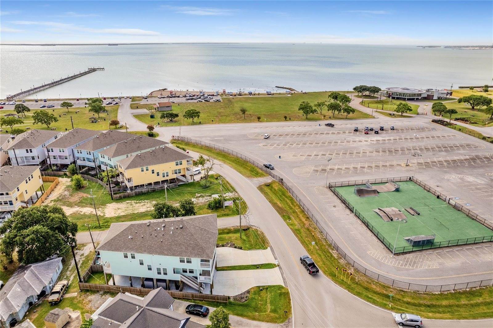 1113 San Jacinto Street, La Porte, TX 77571