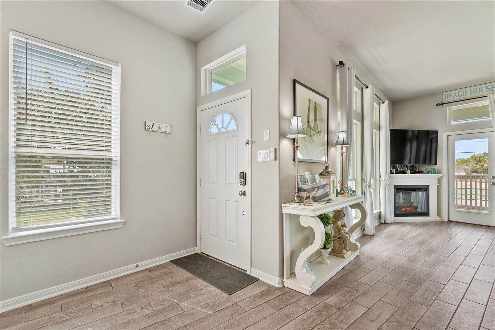 1113 San Jacinto Street, La Porte, TX 77571