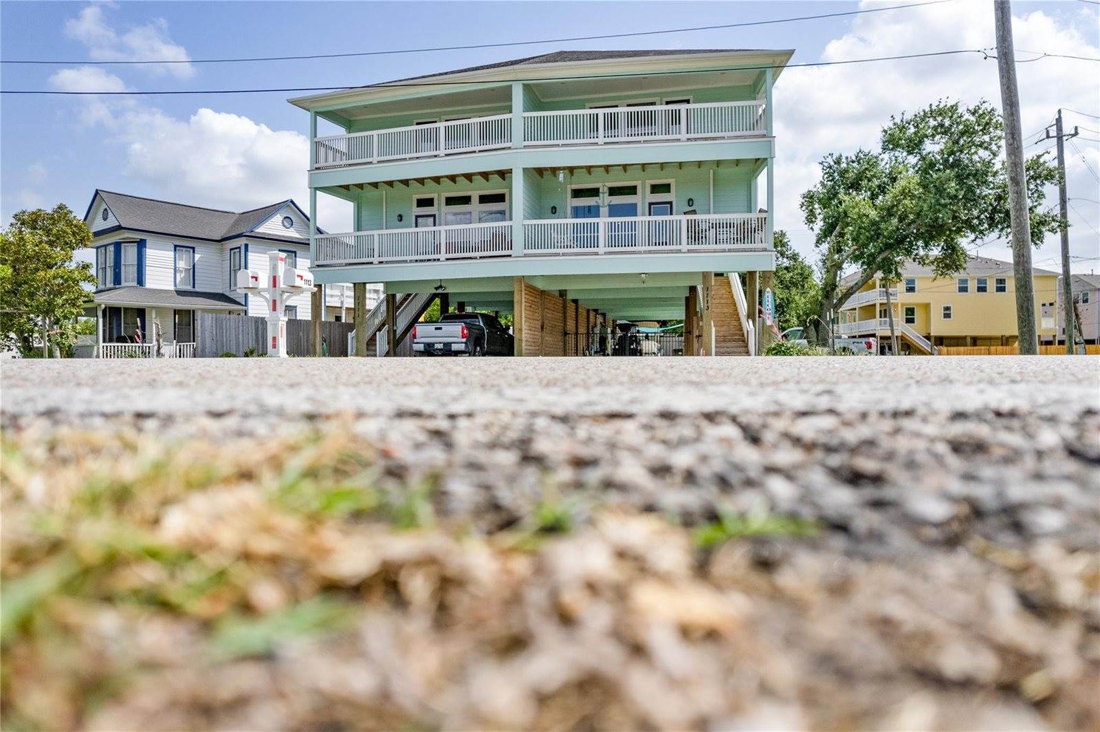 1113 San Jacinto Street, La Porte, TX 77571