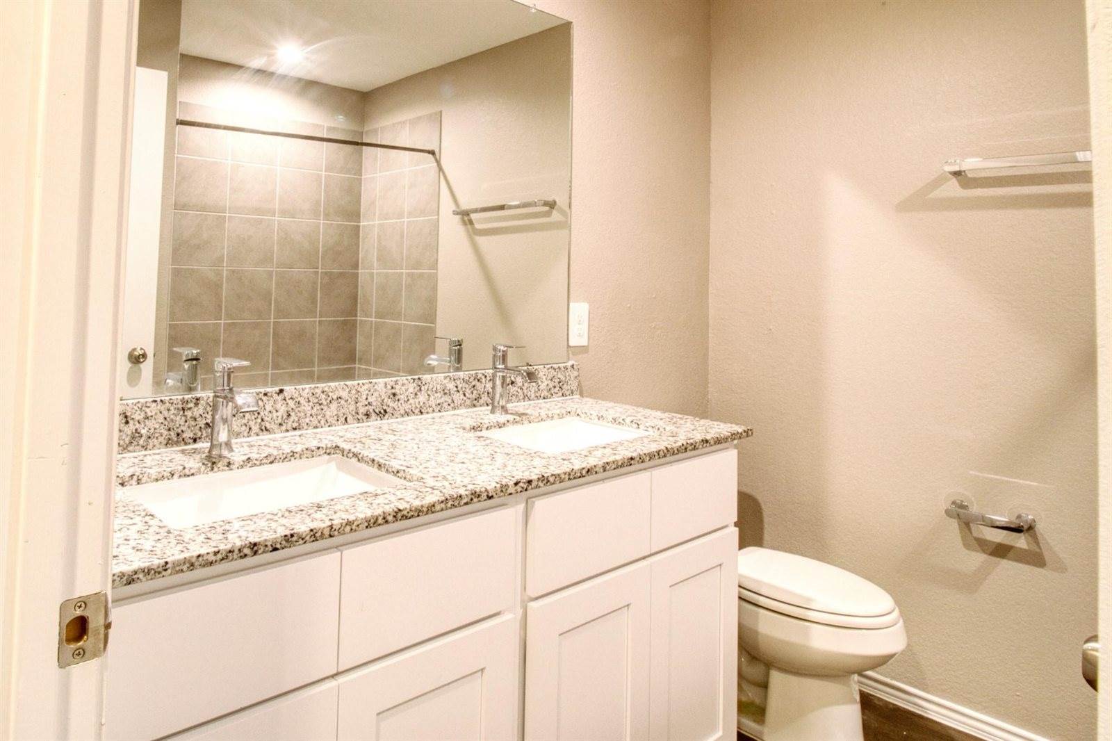 9709 Madison Avenue, Texas City, TX 77591