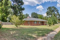 202 Rose Marie Boulevard, Hearne, TX 77859