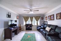 202 Rose Marie Boulevard, Hearne, TX 77859