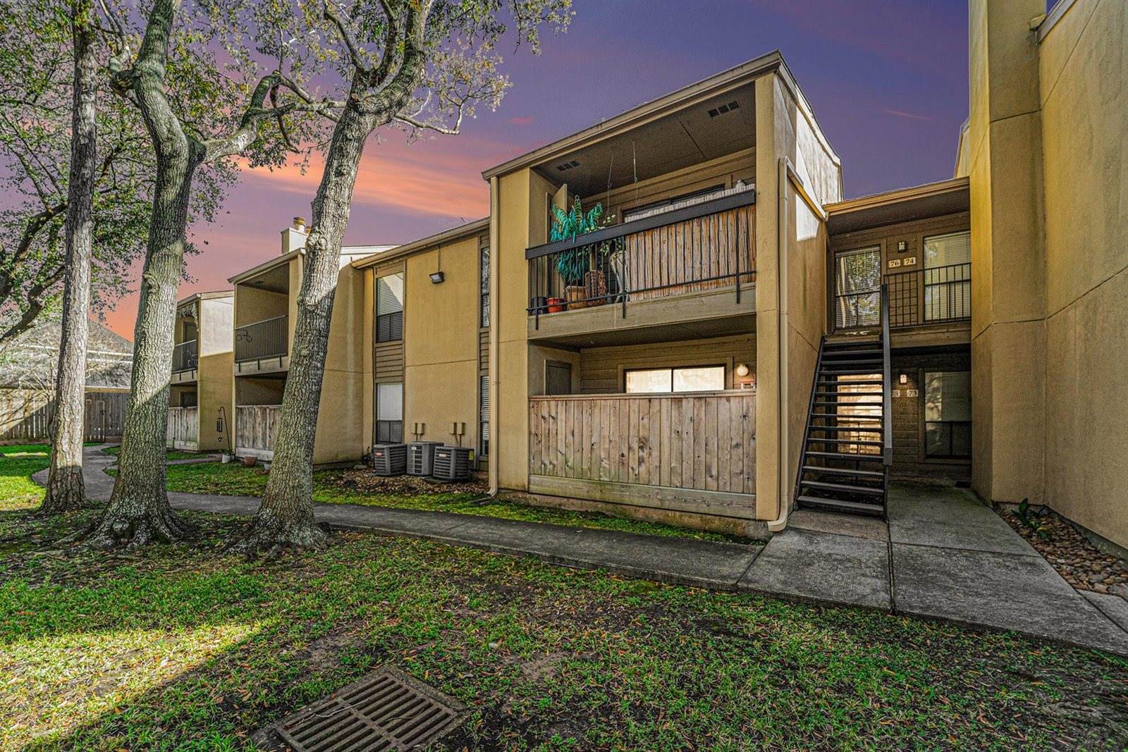 3300 Pebblebrook Drive, #75, Seabrook, TX 77586