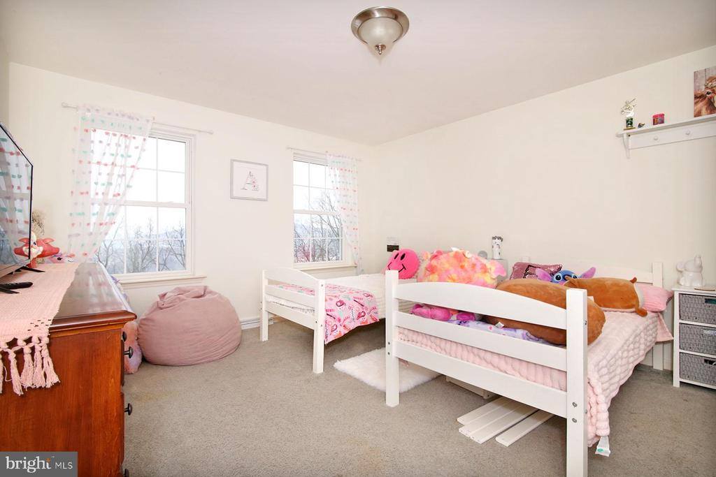 1220 Old 522, Selinsgrove, PA 17870