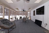 1220 Old 522, Selinsgrove, PA 17870