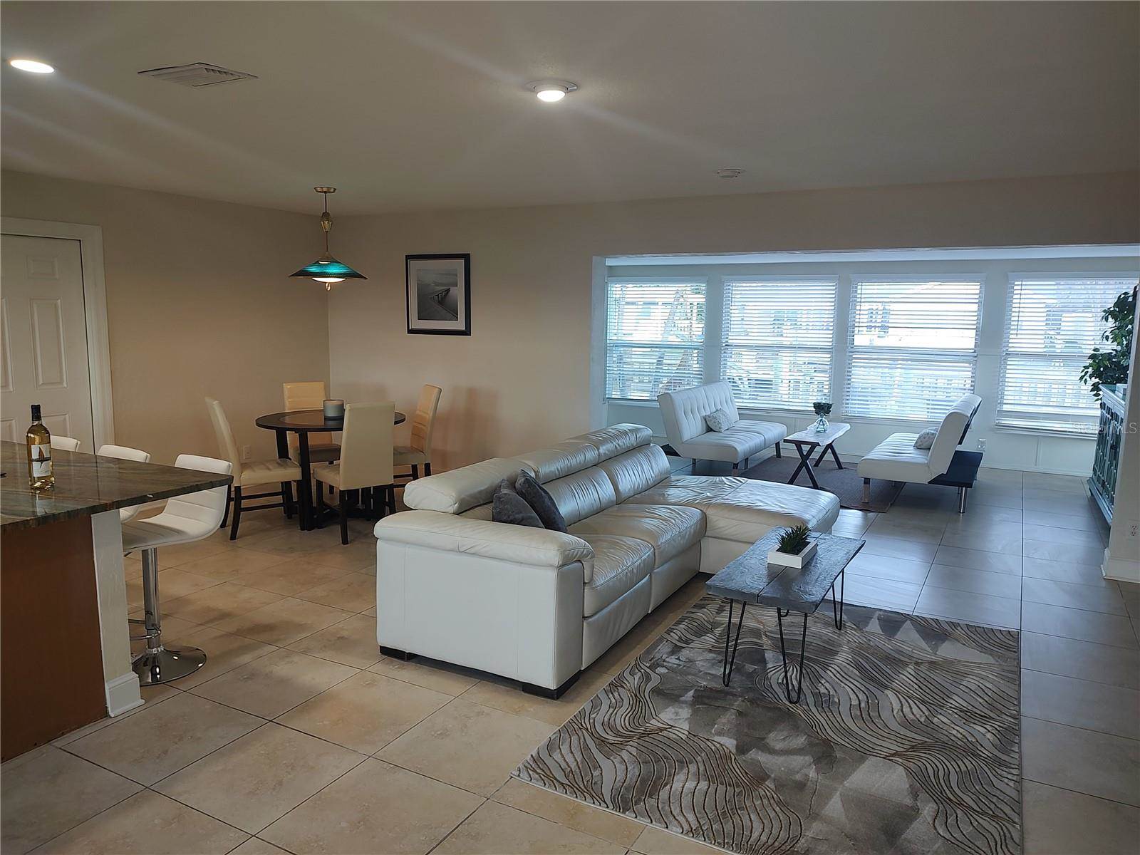 4165 13TH Lane NE, Saint Petersburg, FL 33703