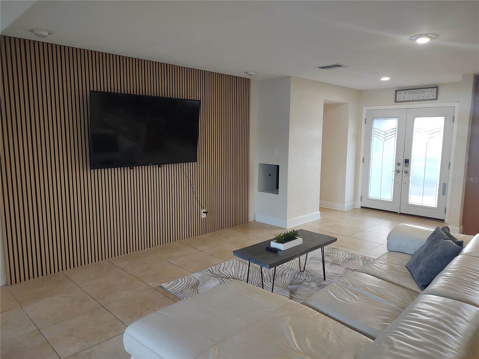 4165 13TH Lane NE, Saint Petersburg, FL 33703