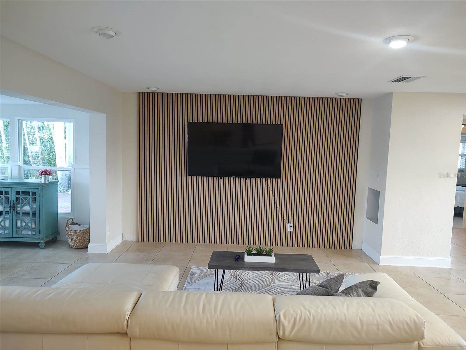 4165 13TH Lane NE, Saint Petersburg, FL 33703