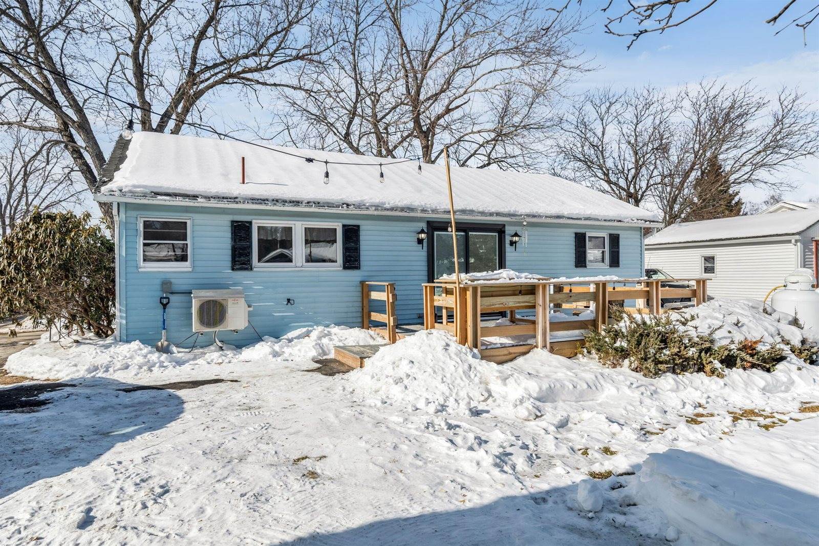 11 Capri Street, Brewer, ME 04412