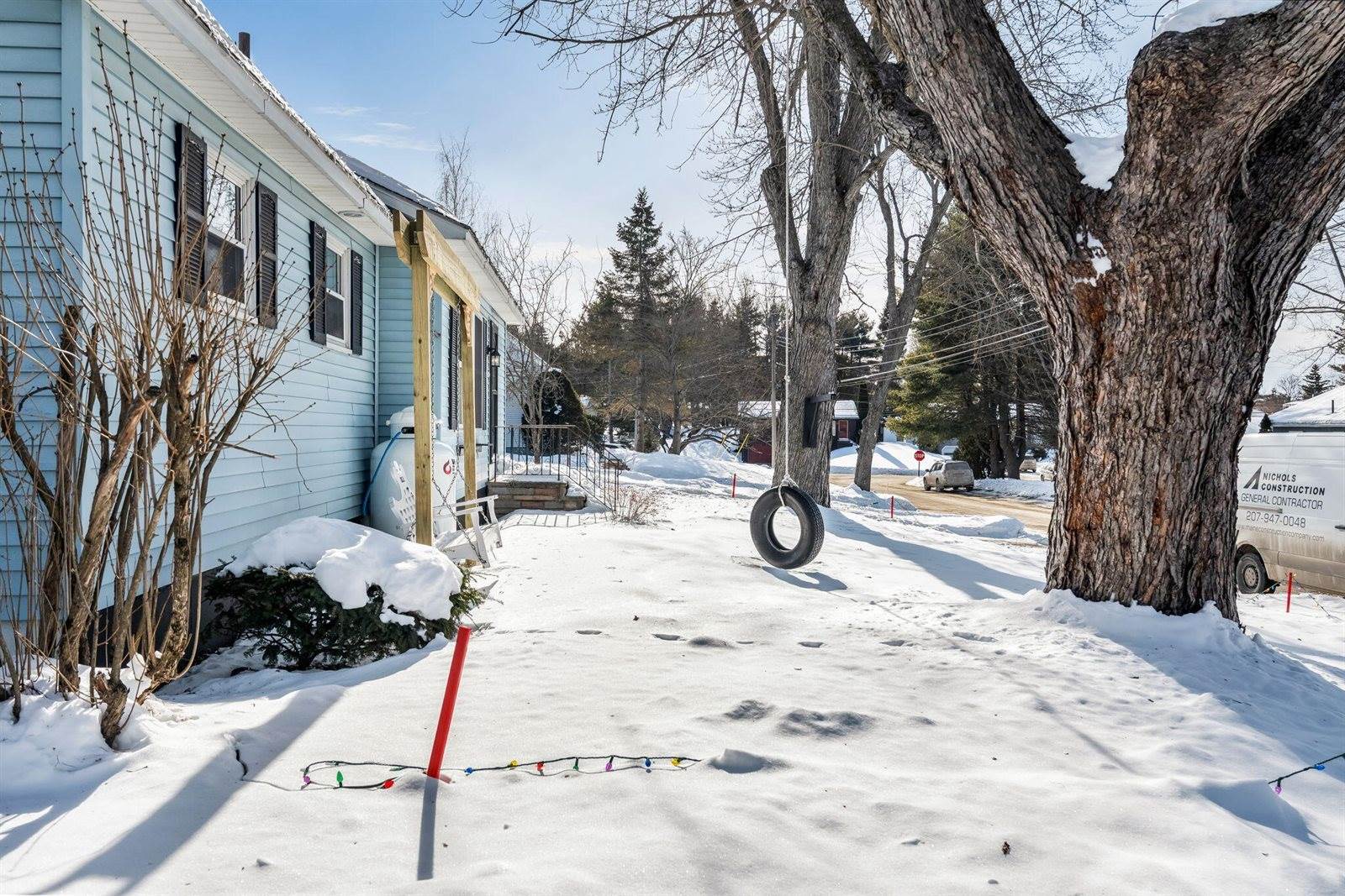 11 Capri Street, Brewer, ME 04412