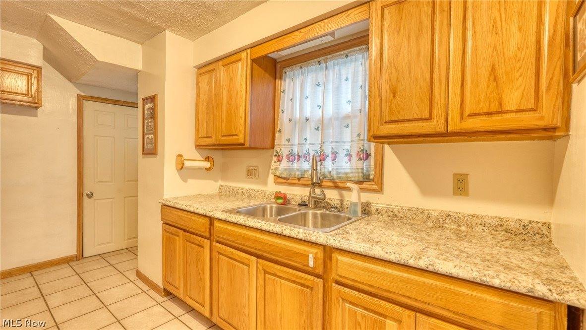 633 North 9th Street, Cambridge, OH 43725